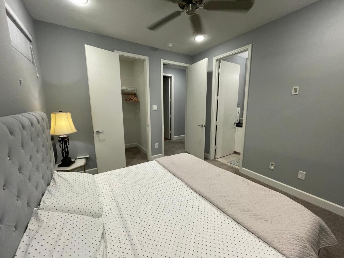 Villa N-E-G Skai Midtown Of Houston Exterior foto